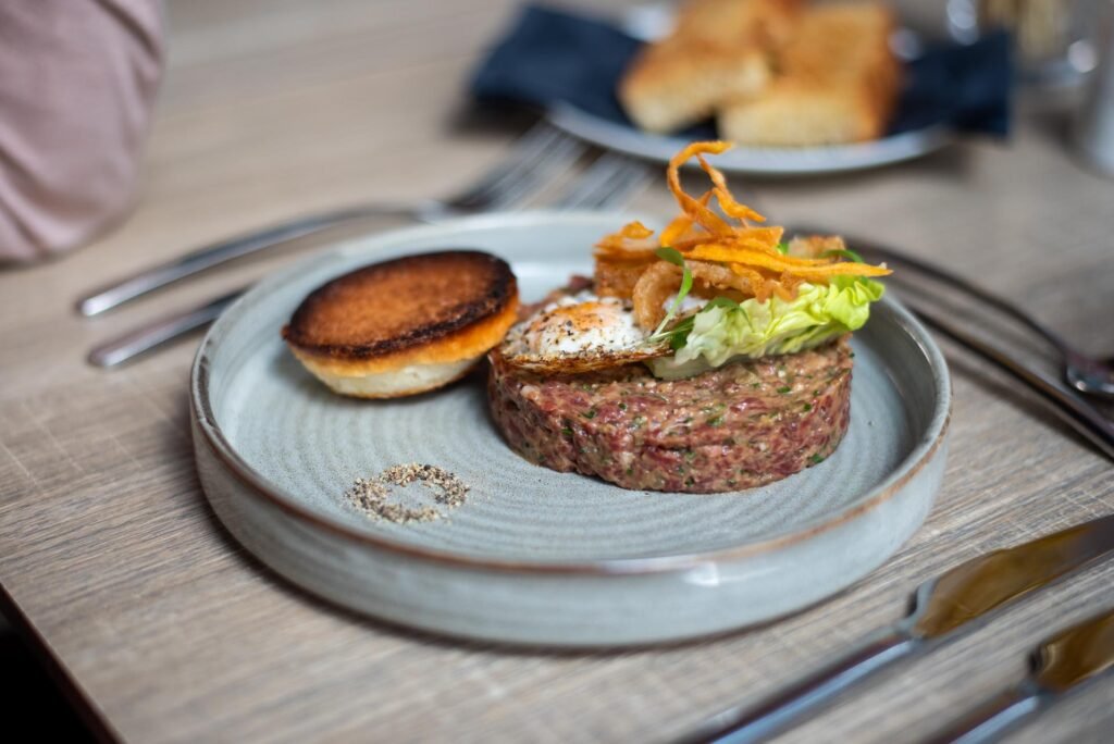Mercure beef tartare